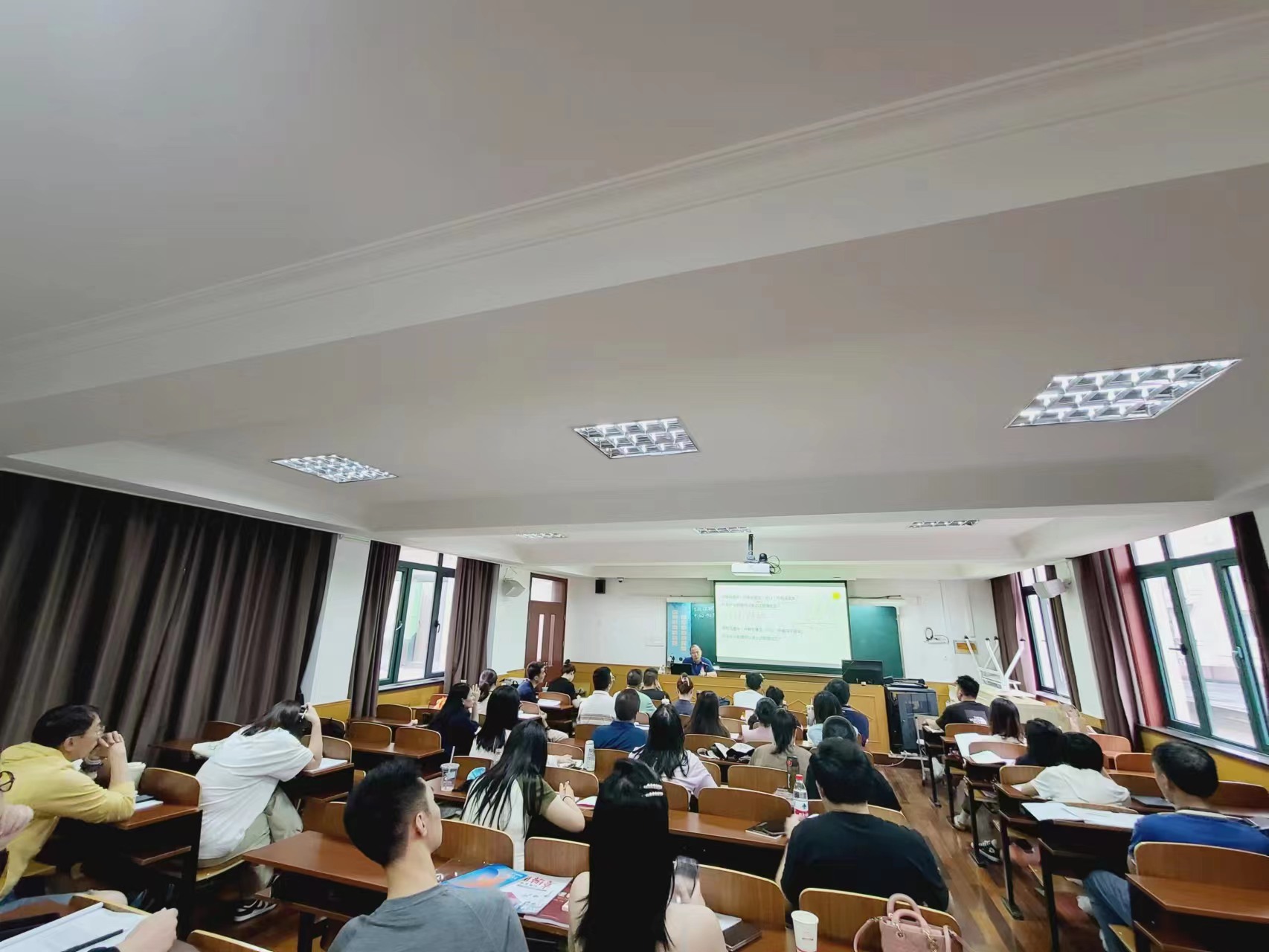 孙勇老师授课逻辑课程 孙勇老师授课逻辑课程